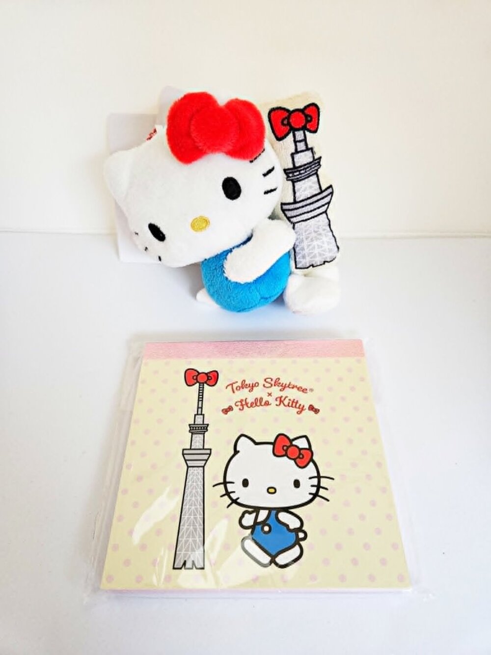 *TOKYO JAPAN SKYTREE* Limited Plush Keychain Sanrio Hello Kitty & Notepad - NEW!